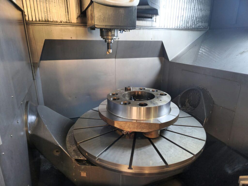 Machining of blade carriers, preparation for Laser Cladding